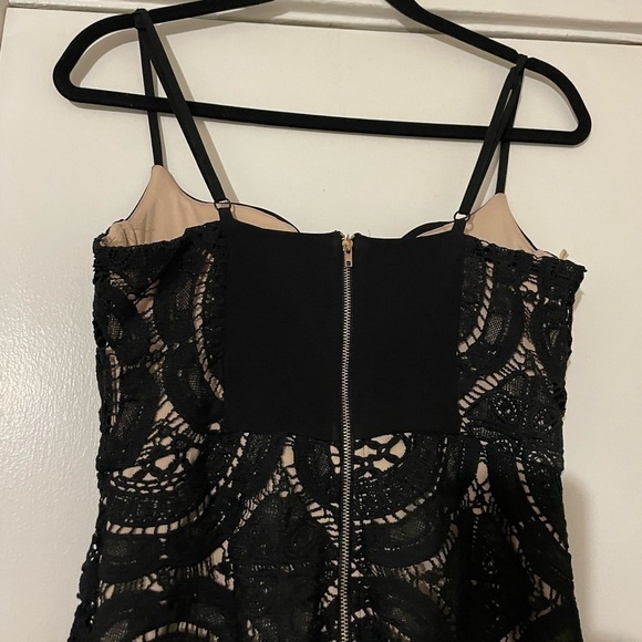 Lac Bleu Black Lace MIDI Dress Size Medium - Picture 12 of 14